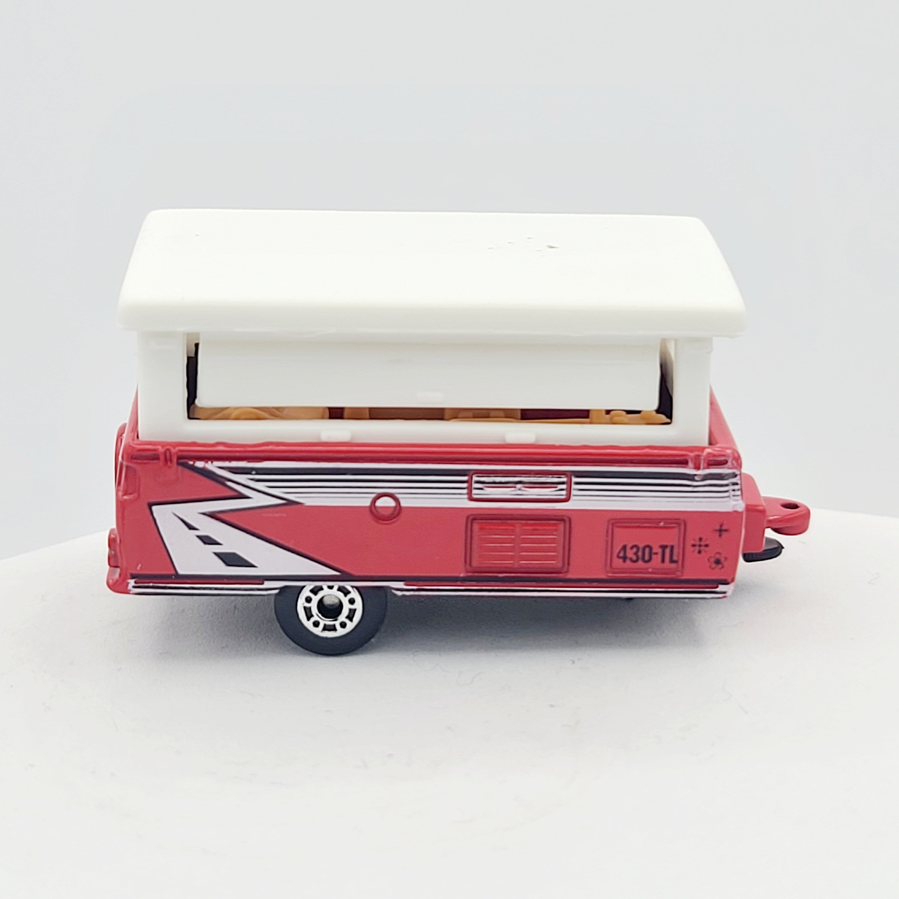 Matchbox Pop Up Camping Trailer (2000 MBX Basic - Great Outdoors)